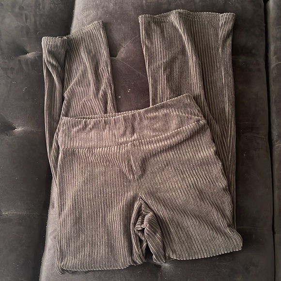 Flare pant - Picture 2 of 3